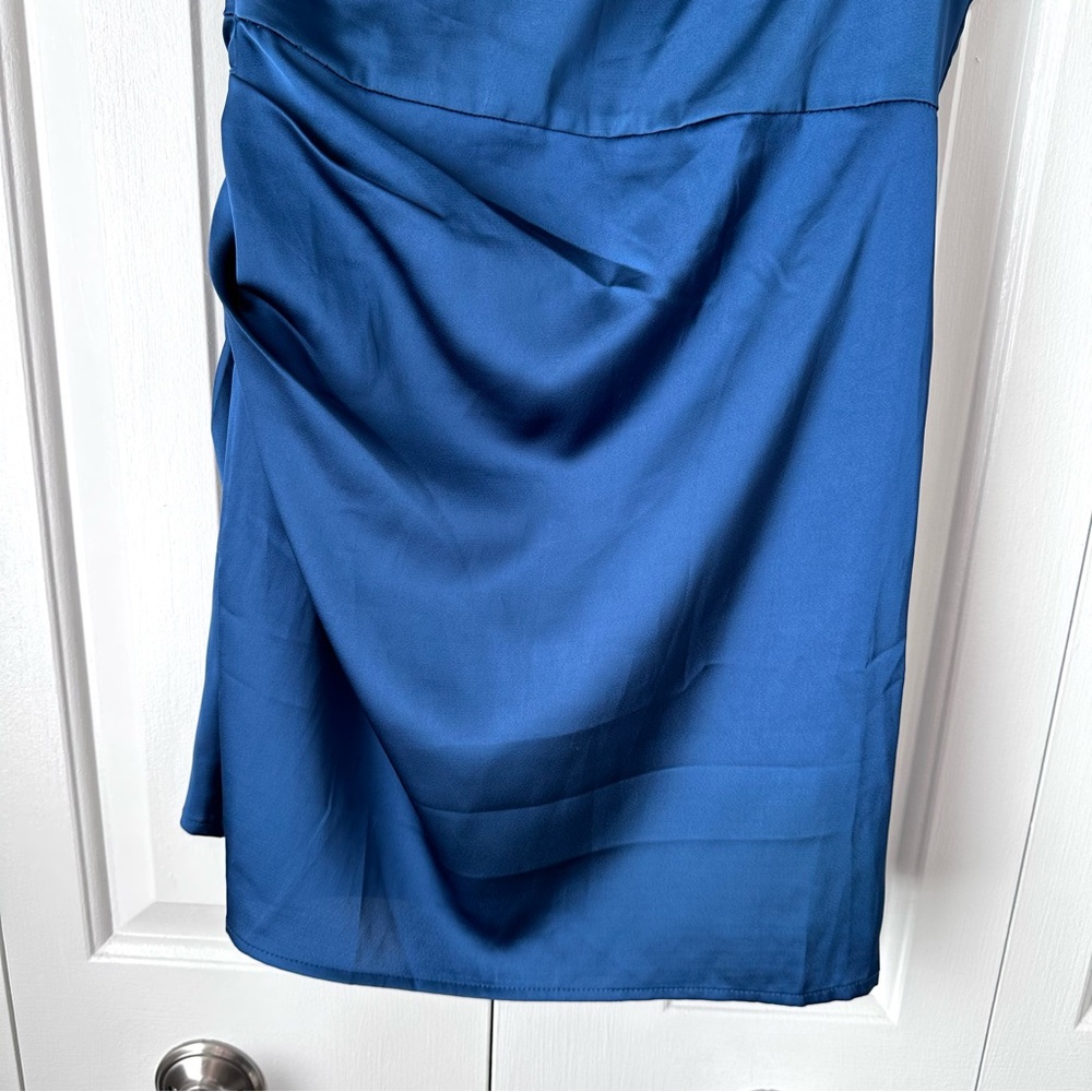 Lulu's Love Me Tonight Navy Blue Satin One-Shoulder Mini Dress Small - Picture 6 of 12